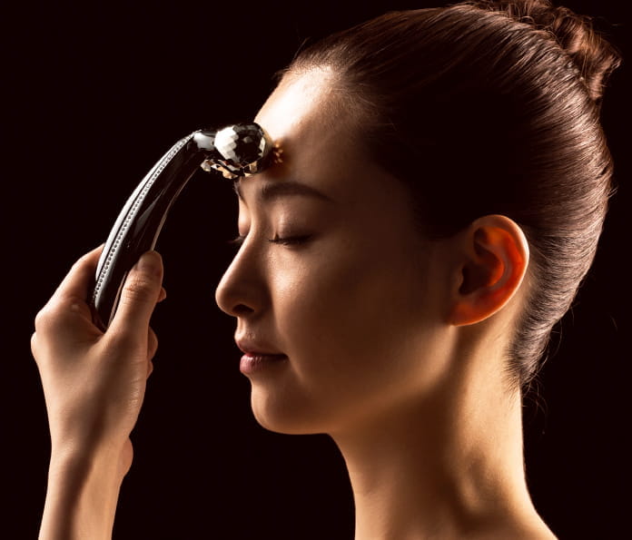 リファクリスタルカラットフェイス（使い方） | 美容機器 | ReFa