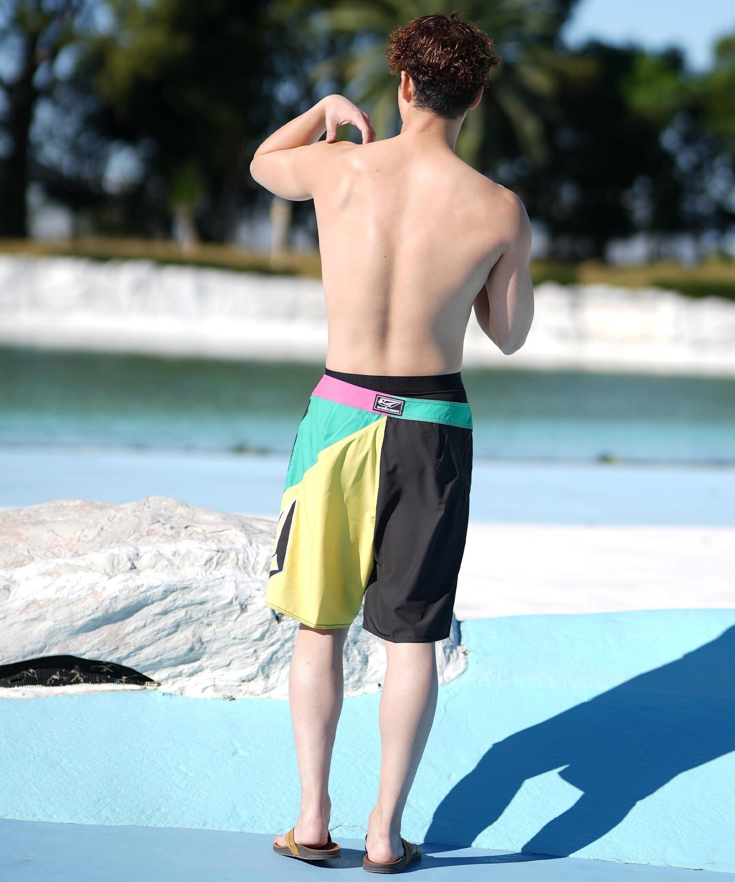 VOLCOM ボルコム 水着 トランクス ボードショーツ メンズ 膝丈 レトロ