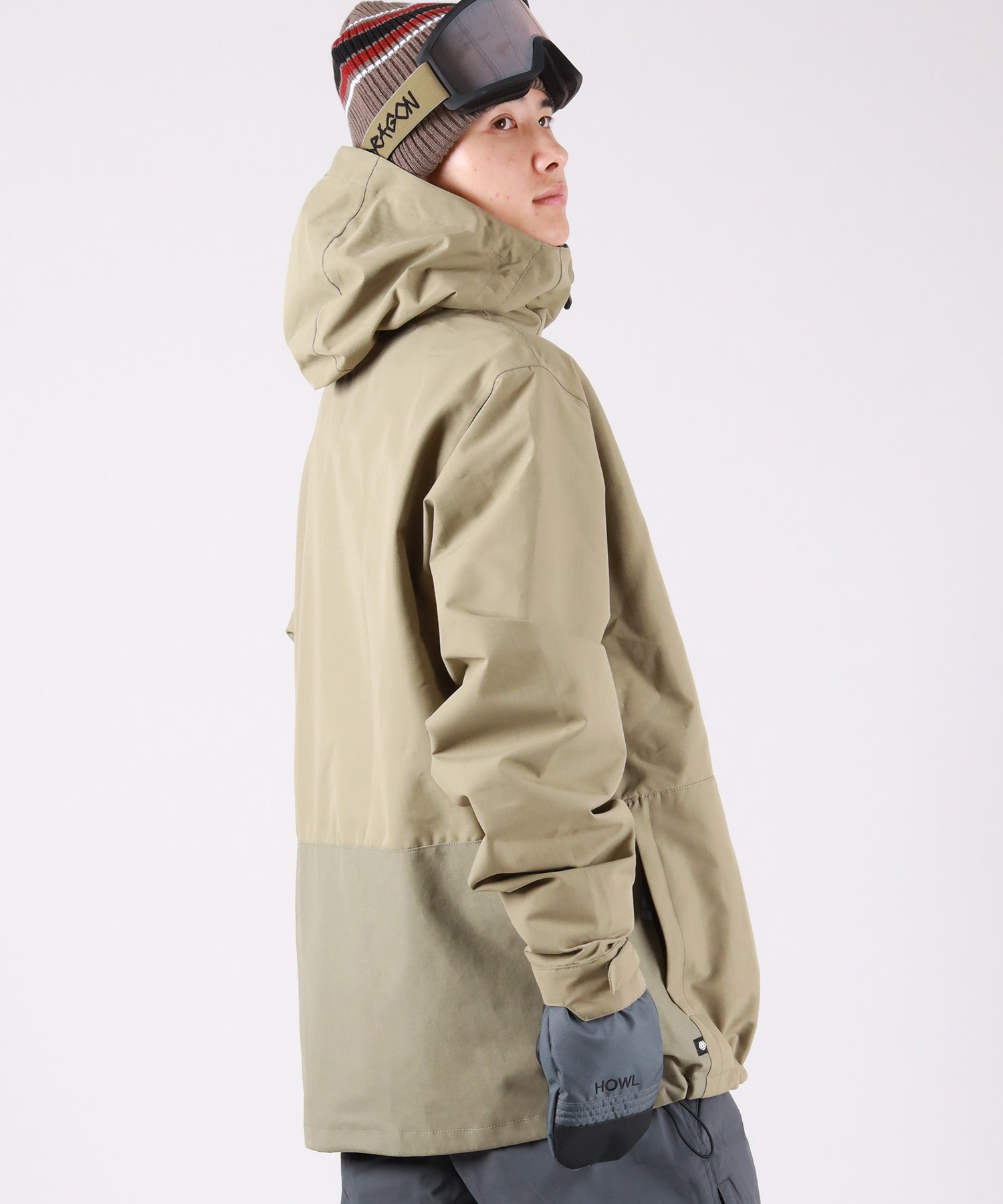 686 シックスエイトシックス GHOST 2.5L ANORAK スノーボード ウェア