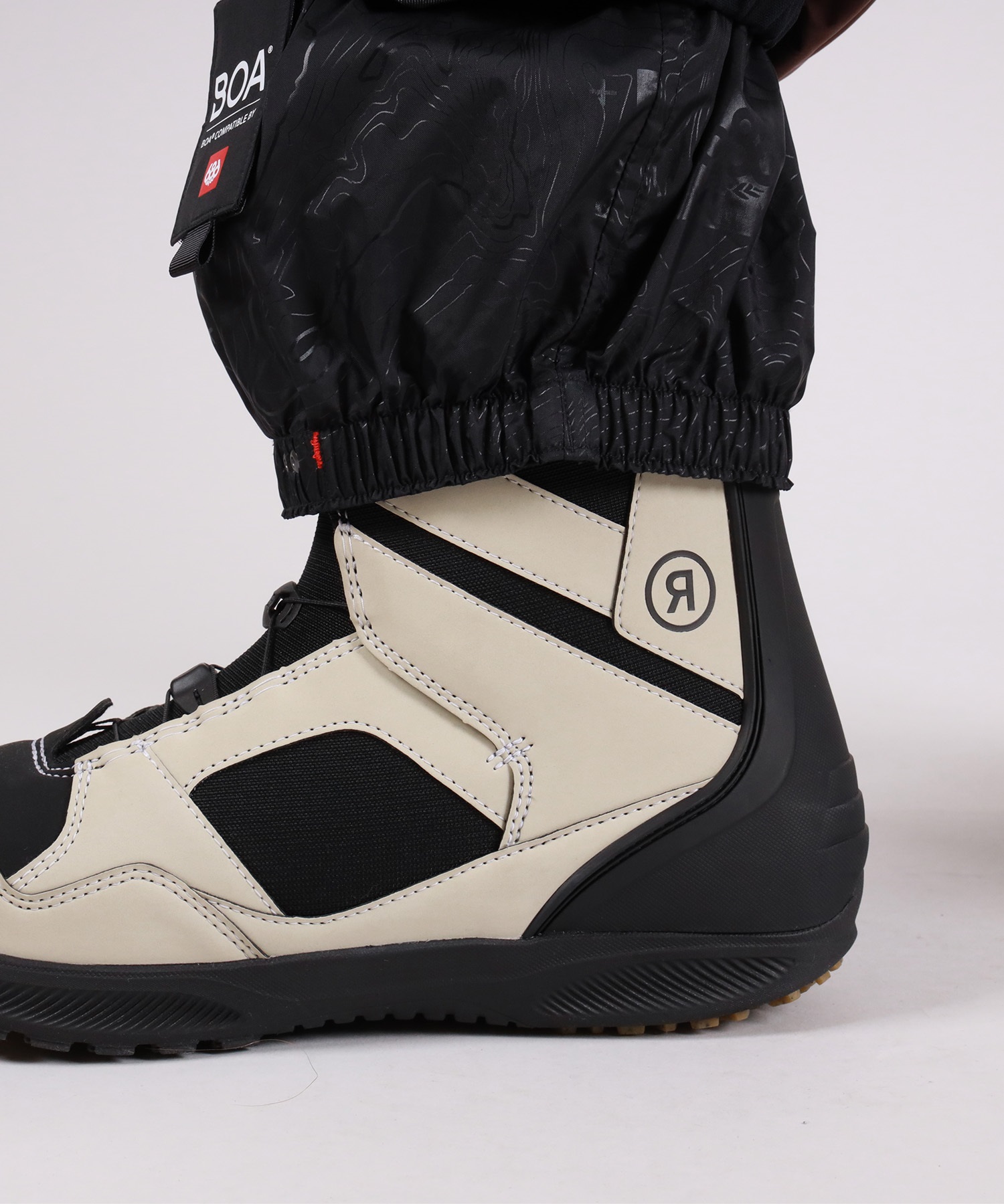 686 シックスエイトシックス GORE-TEX 3L ATV BIB スノーボード ウェア