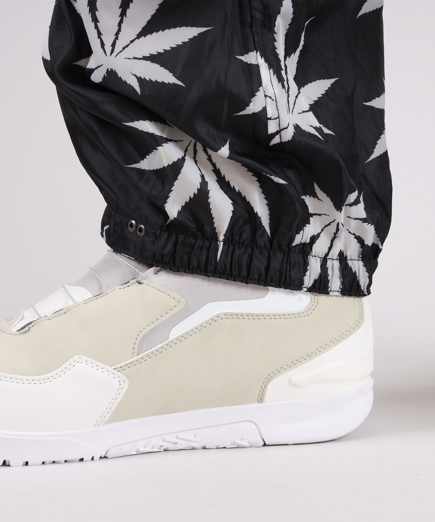 686 シックスエイトシックス HUF DOUBLE H SHELL PT スノーボード