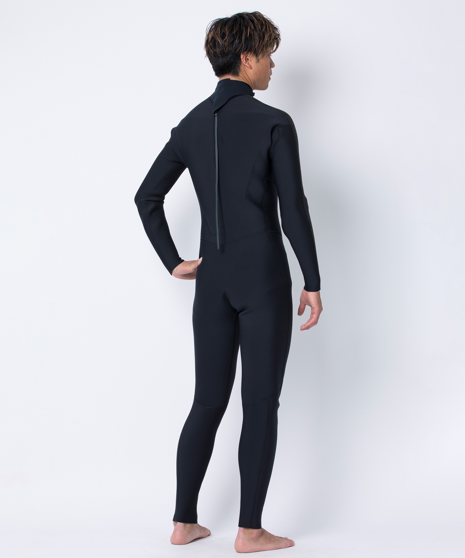 2025年ウェットスーツ！NEWカテゴリーが続々登場！！『ジャーセミ