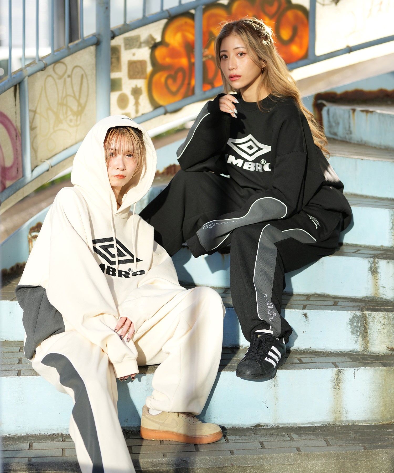 UMBRO アンブロ パーカー プルオーバー レディース フーディー