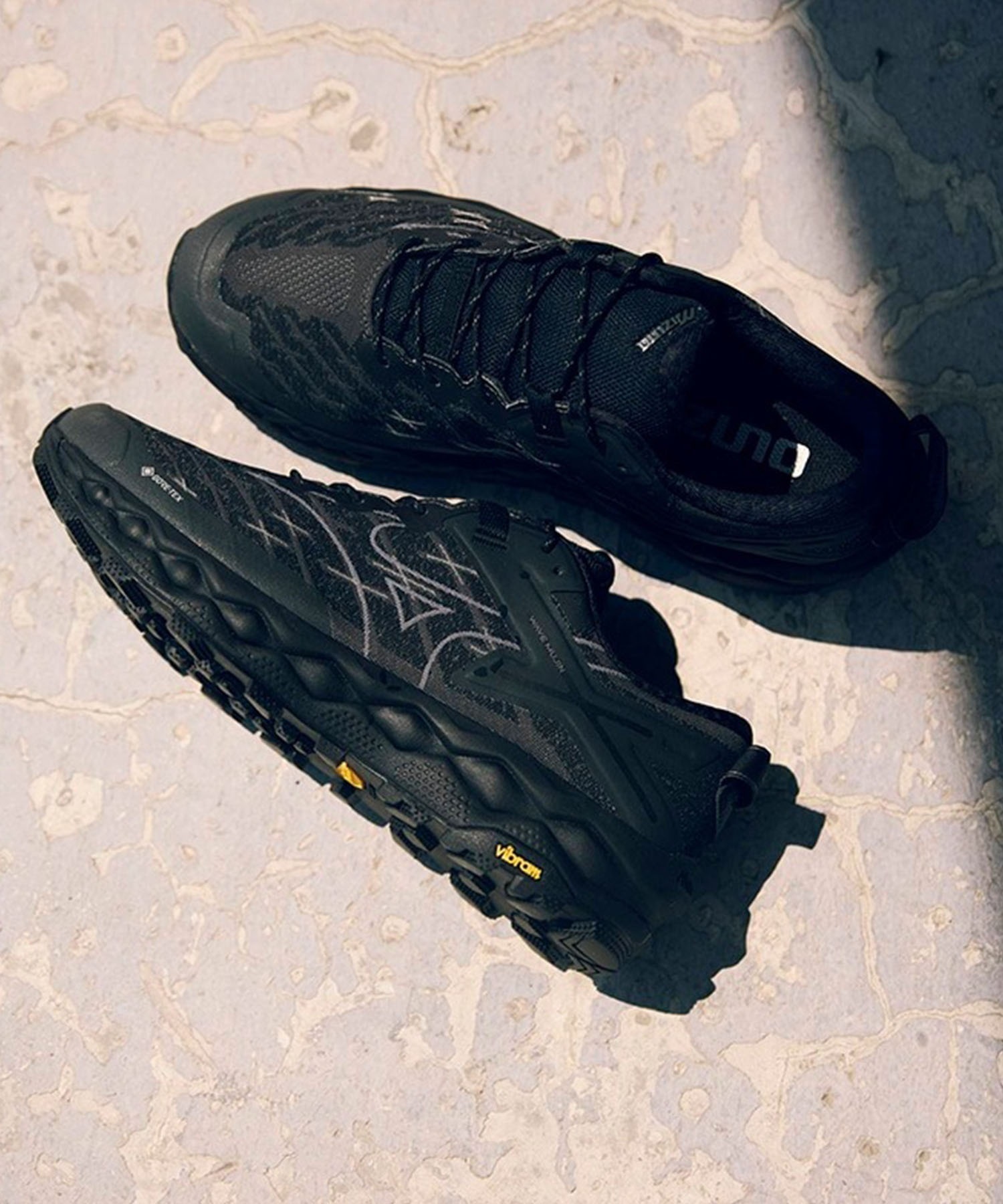 MIZUNO ミズノ スニーカー メンズ 防水 ゴアテックス 韓国 WAVE MUJIN