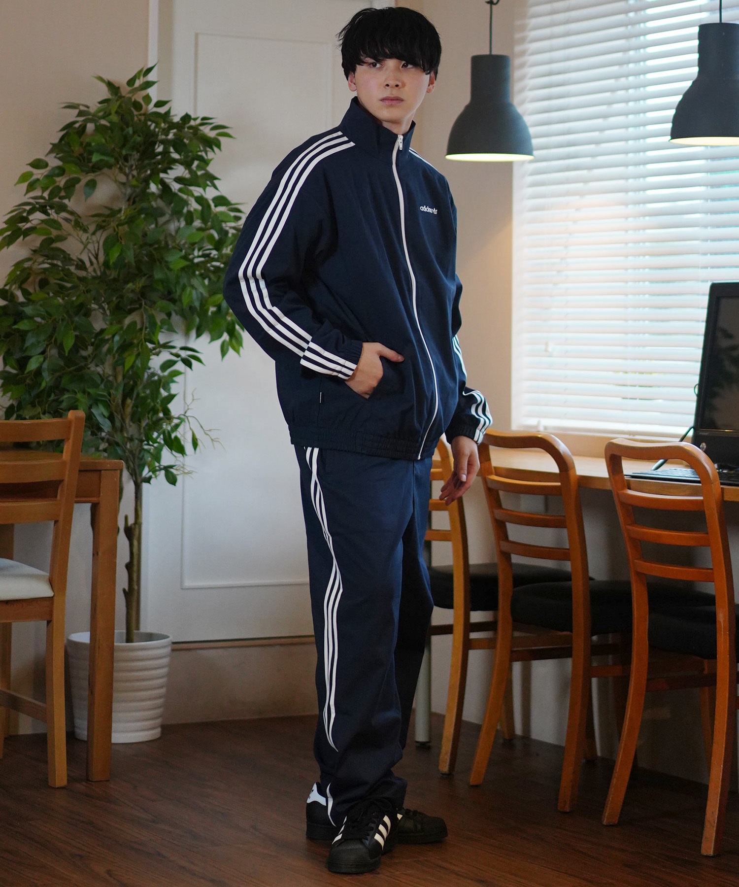 adidas skateboarding アディダス スケートボーディング ロングパンツ