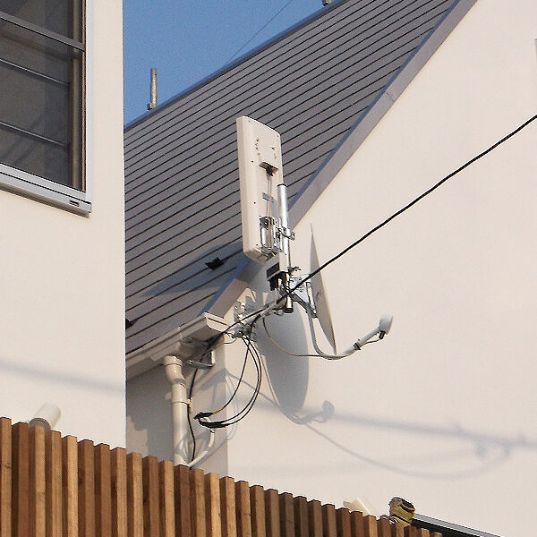 地デジ4K8K(BS)対応するデザインアンテナ工事もお得 - エアコン工事