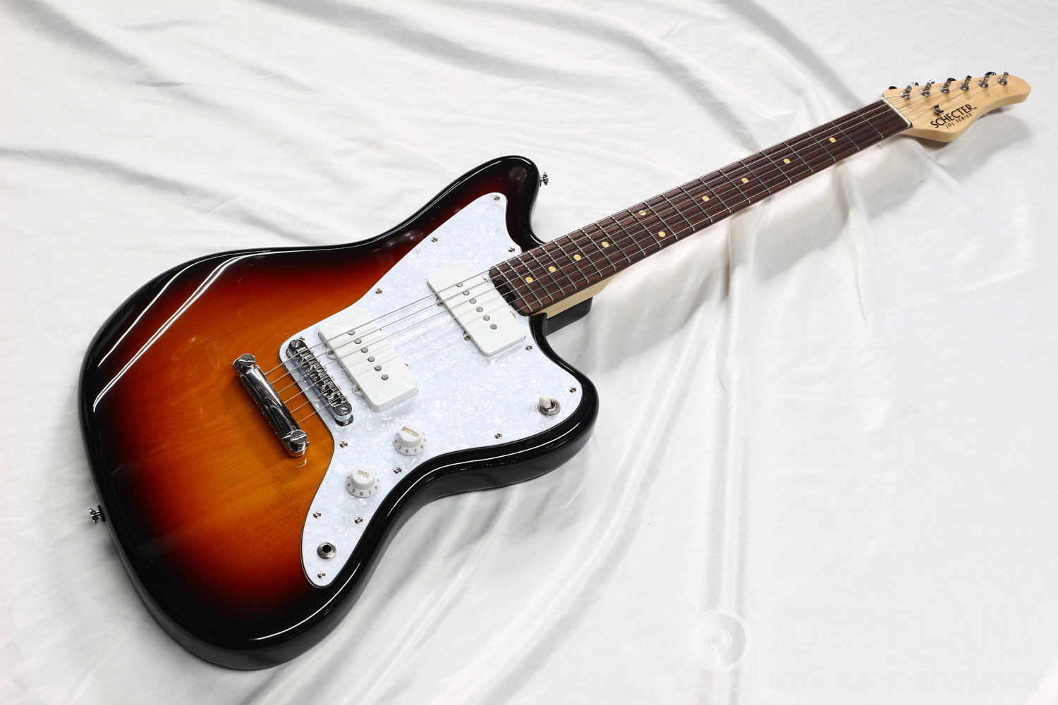 SCHECTER ORIENTAL LINEシリーズ エレキギターOL-JM 3TS在庫あります