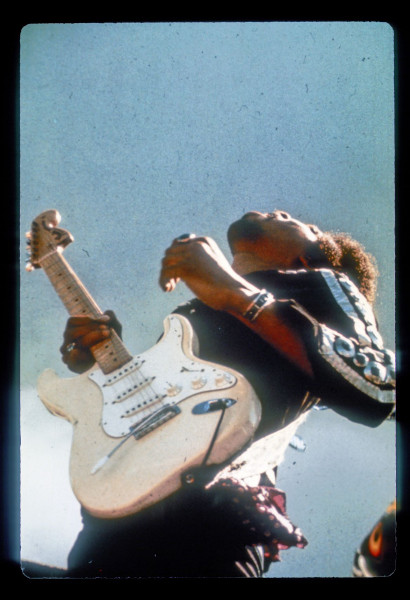 ジミヘン、伝説のパフォーマンスから未公開映像・音源収録の『ライヴ