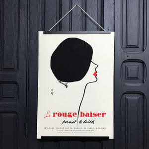 Le Rouge Baiser' Poster Print A2 – Mustard Vintage