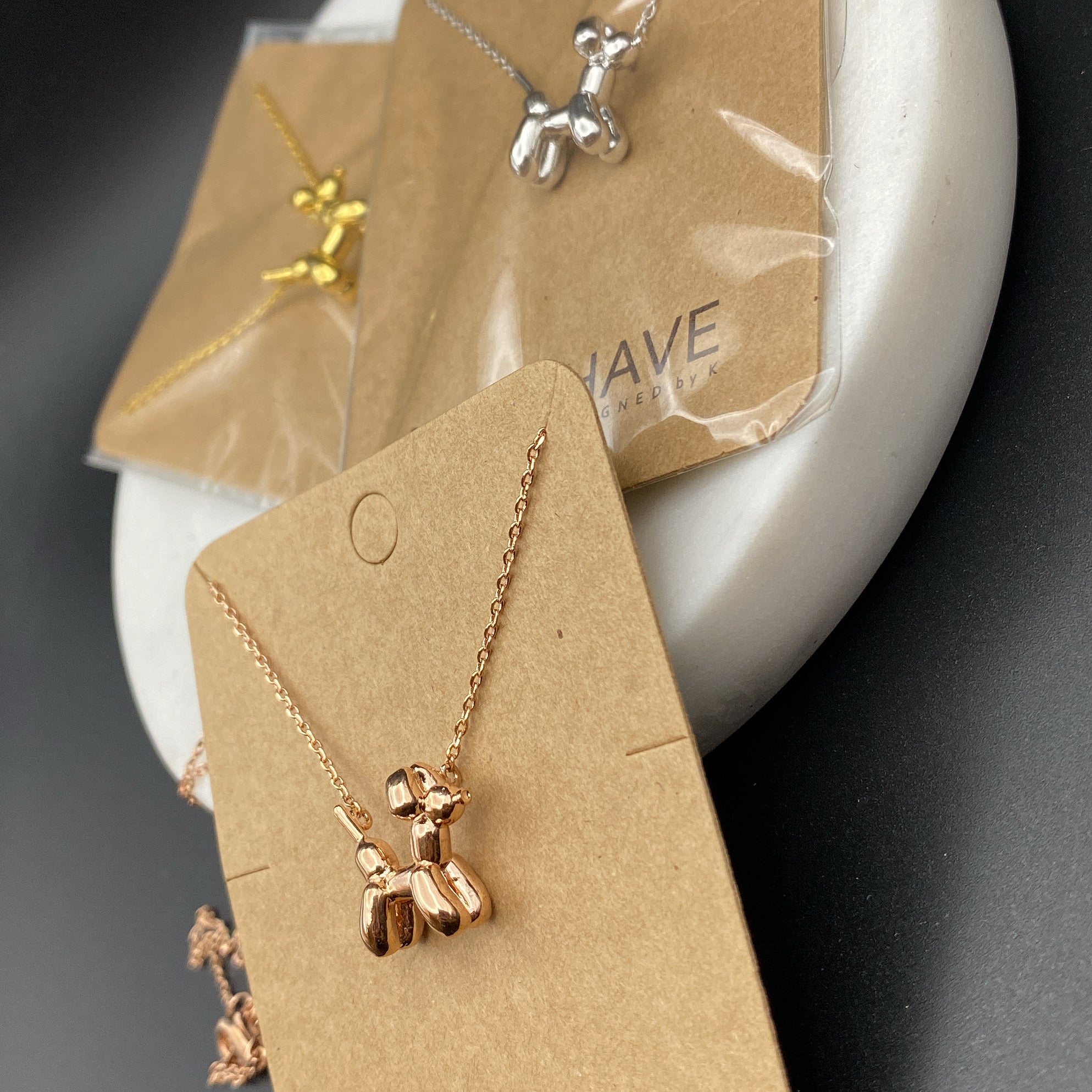 Balloon Dog Necklace – musthavemustget