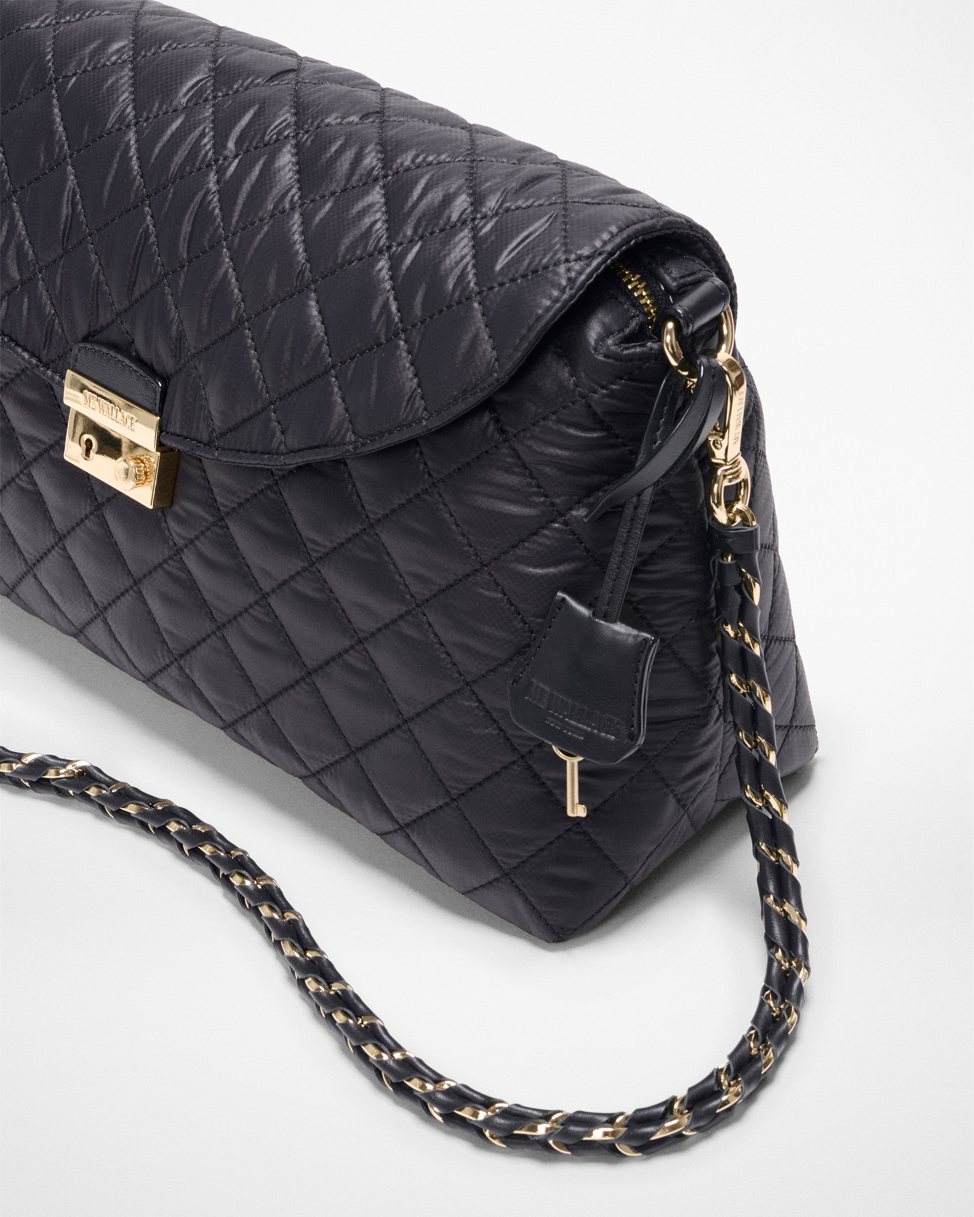 1859C1590_black_crosby_lock_sh