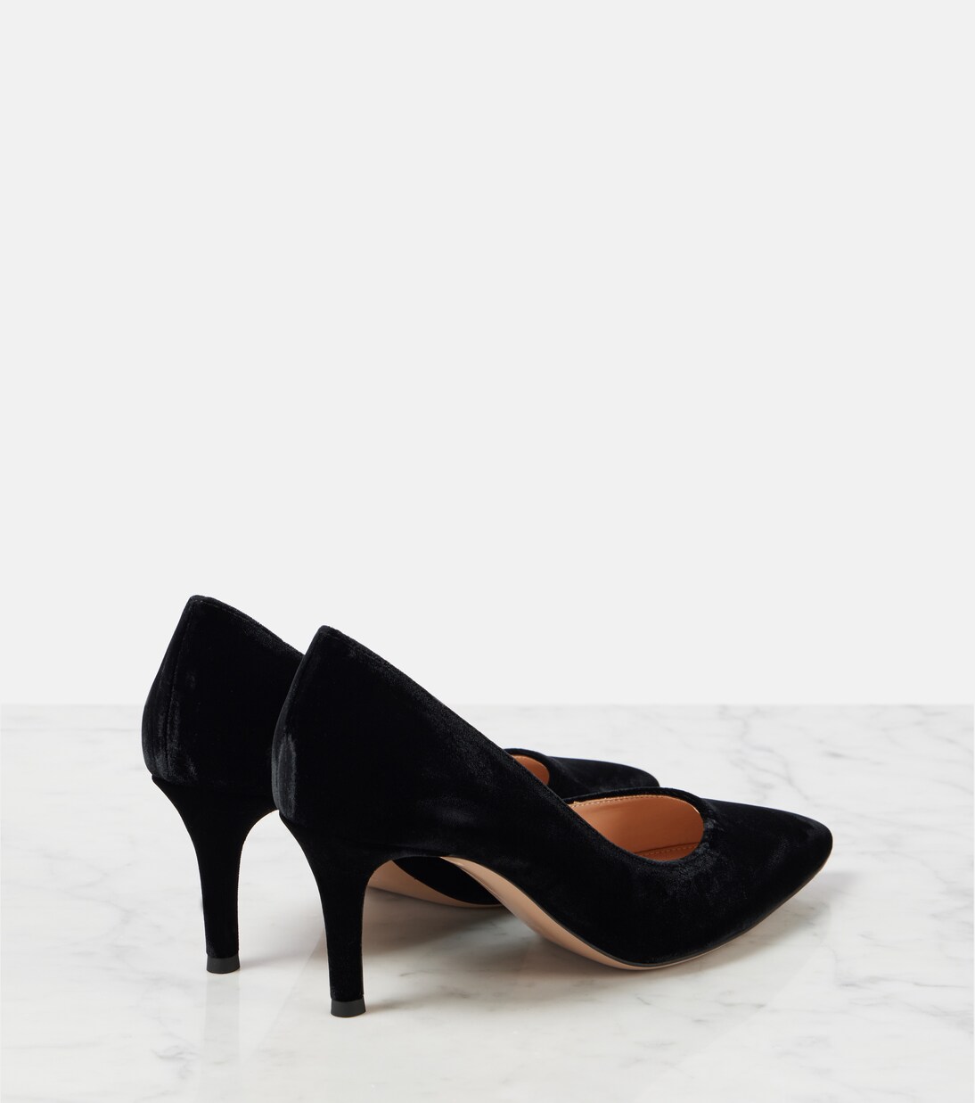 Gianvito 70 velvet pumps in black - Gianvito Rossi | Mytheresa