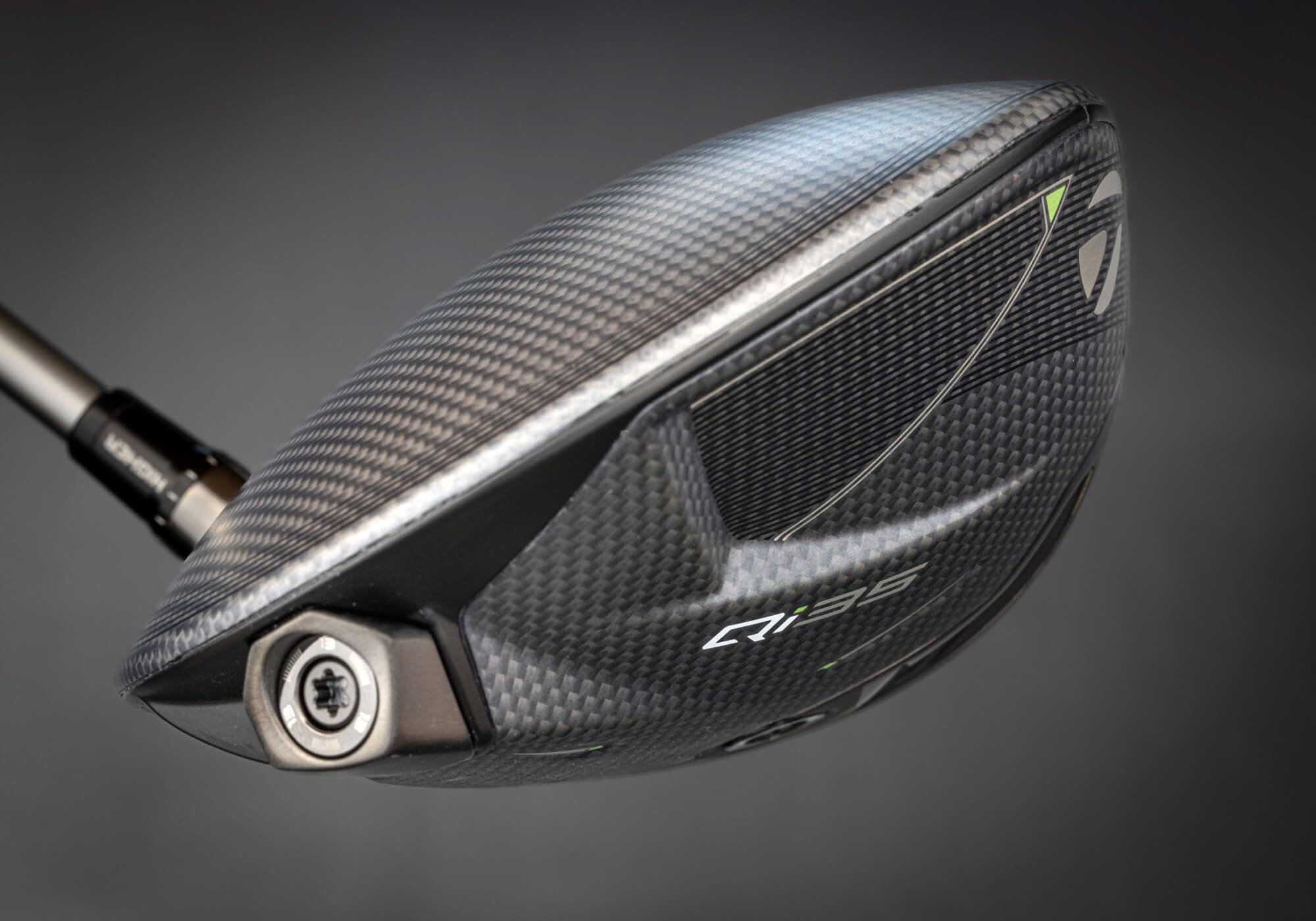 テーラーメイドの常識を超える新作「Qi35」ドライバー！飛距離＆寛容性