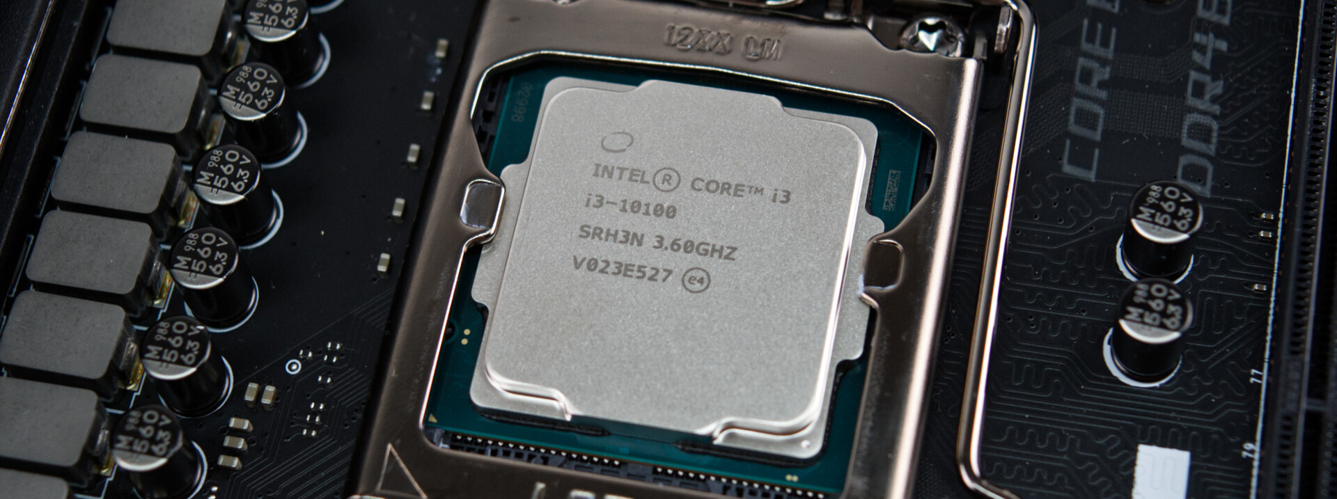 Intel Core i3-10100 Desktop-Prozessor - Notebookcheck.com Technik/FAQ
