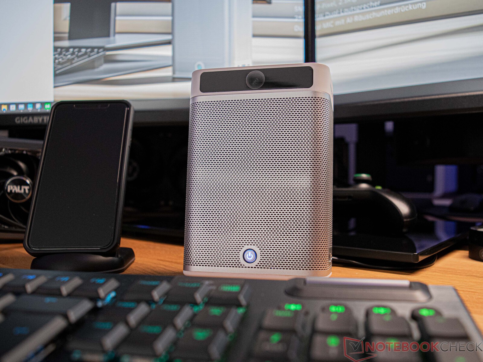 Minisforum Mars Series MC560 review: Powerful mini PC with AMD