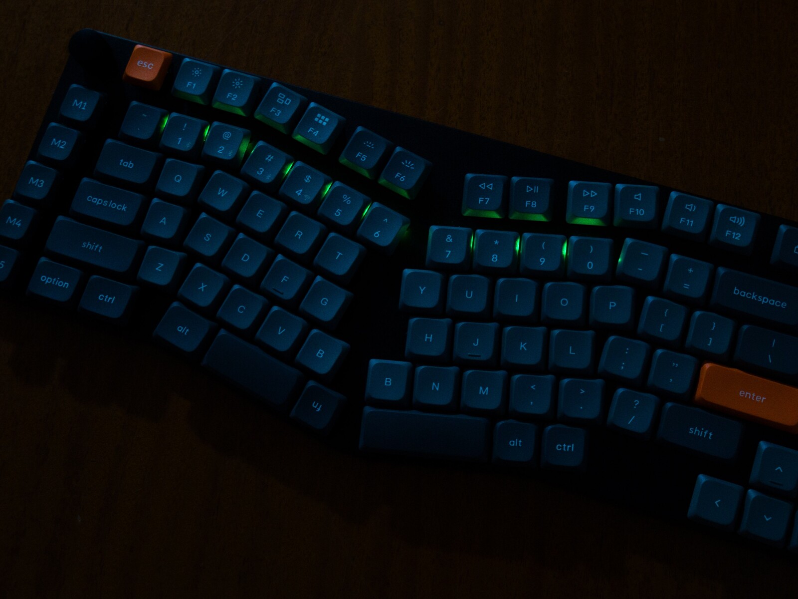 Keychron K15 Max mechanical keyboard review: Sleek ergonomic