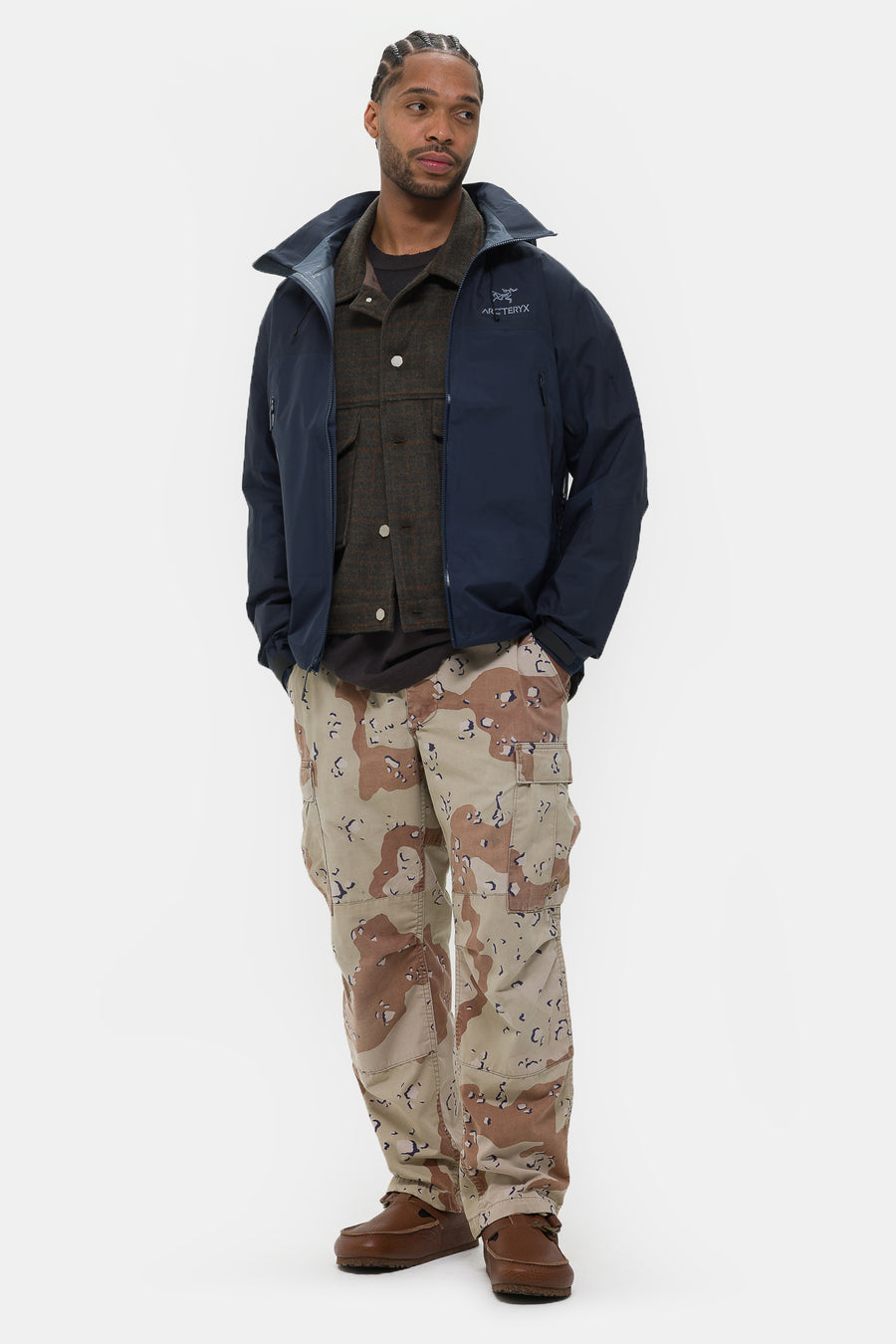 Beta AR Jacket in Black Sapphire - ARC'TERYX