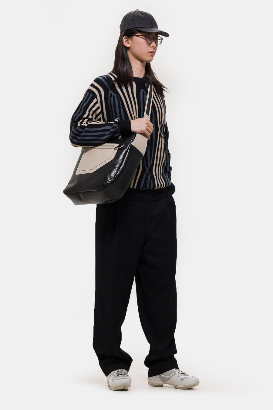 Deultum Leather Bag in Black/Beige
