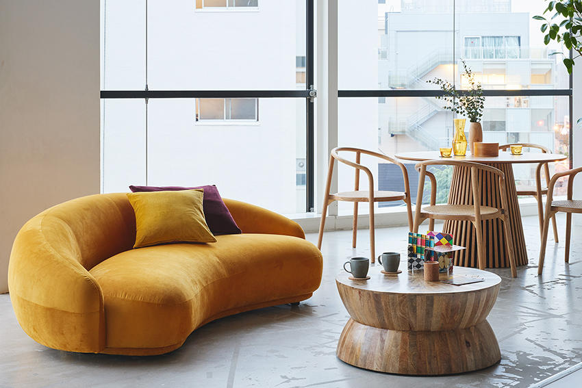 思わず一目惚れ。ゼリービーンズのような『ソファBEANS』 | NOCE