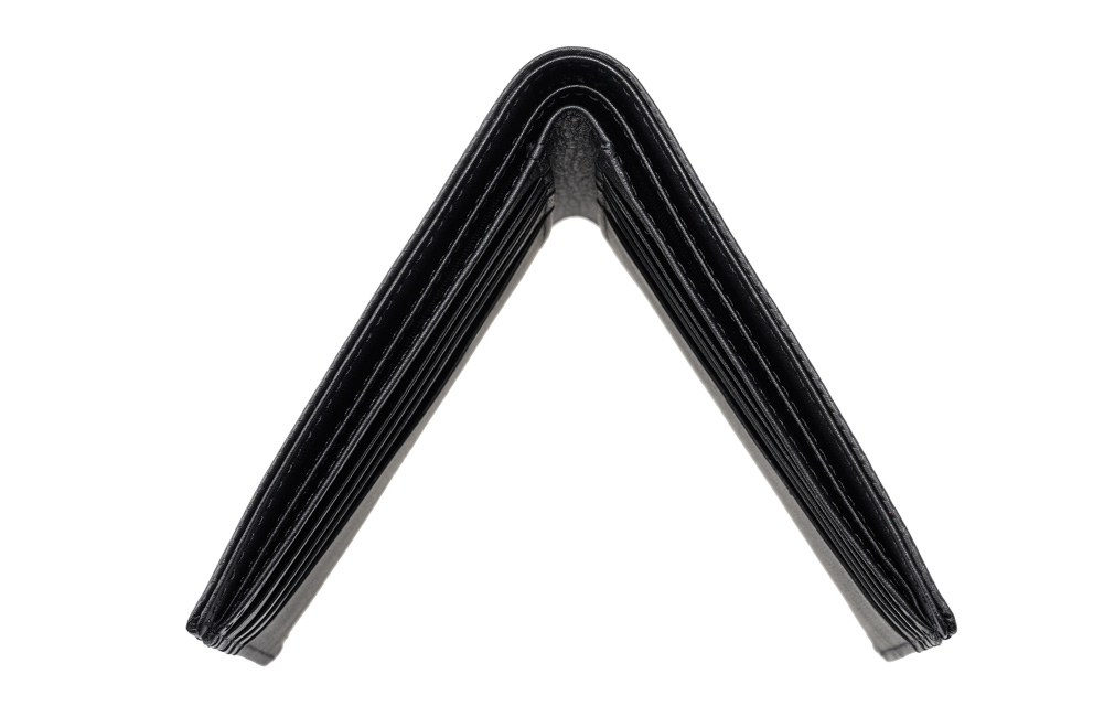 ノイインテレッセ】二つ折り財布(カード札入)□シャッテン 2.0