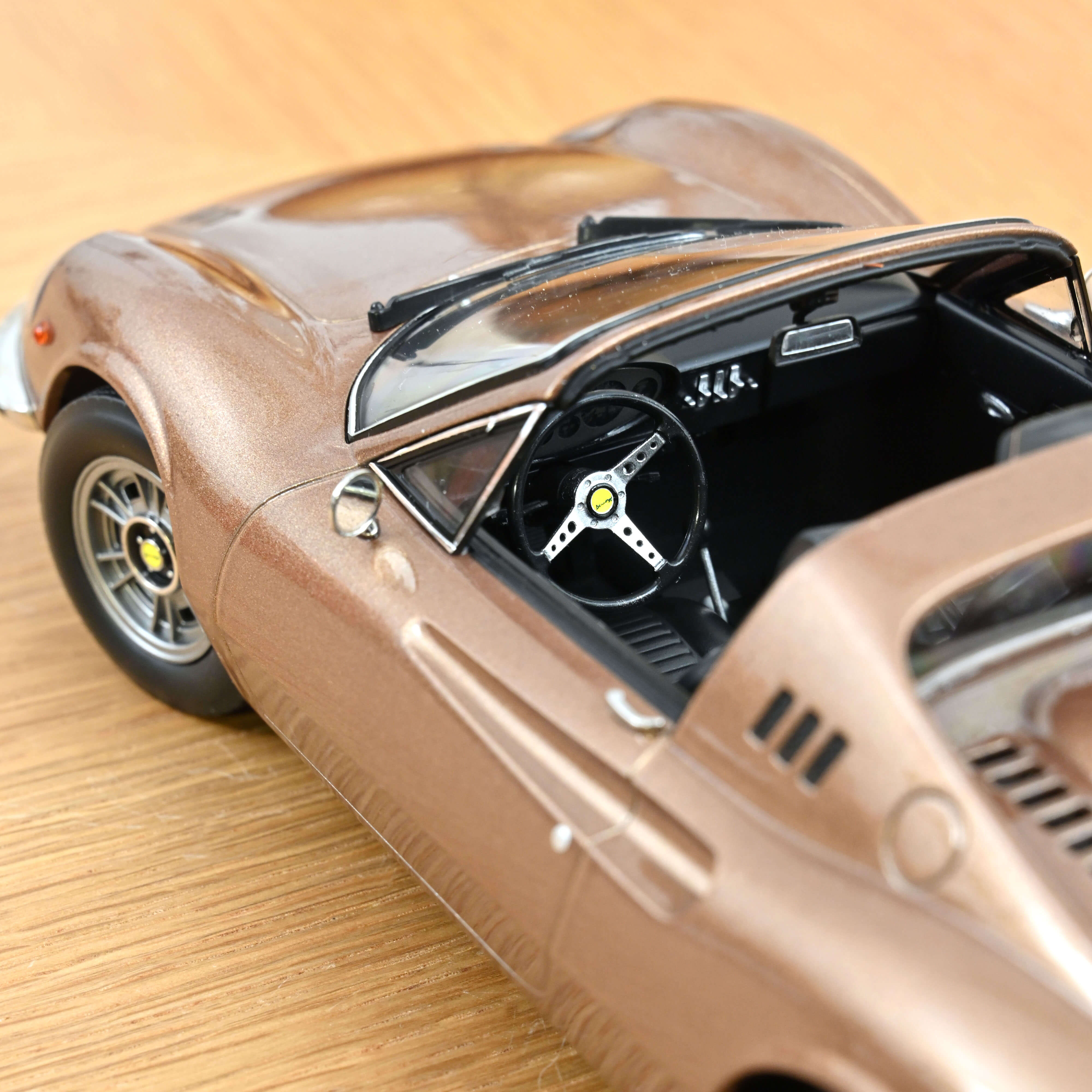 Dino 246 GTS 1970 Nocciola Metallizzato 1:18 - 200pcs – Norev