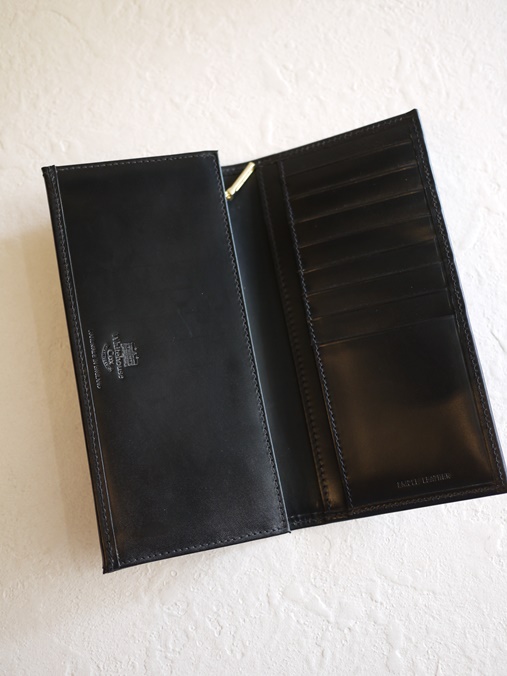 ノーザンアイランド / WHITEHOUSE COX 