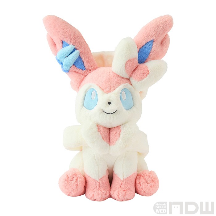 グレイシア・ニンフィア・リーフィアのふわふわ抱きぬいぐるみが登場