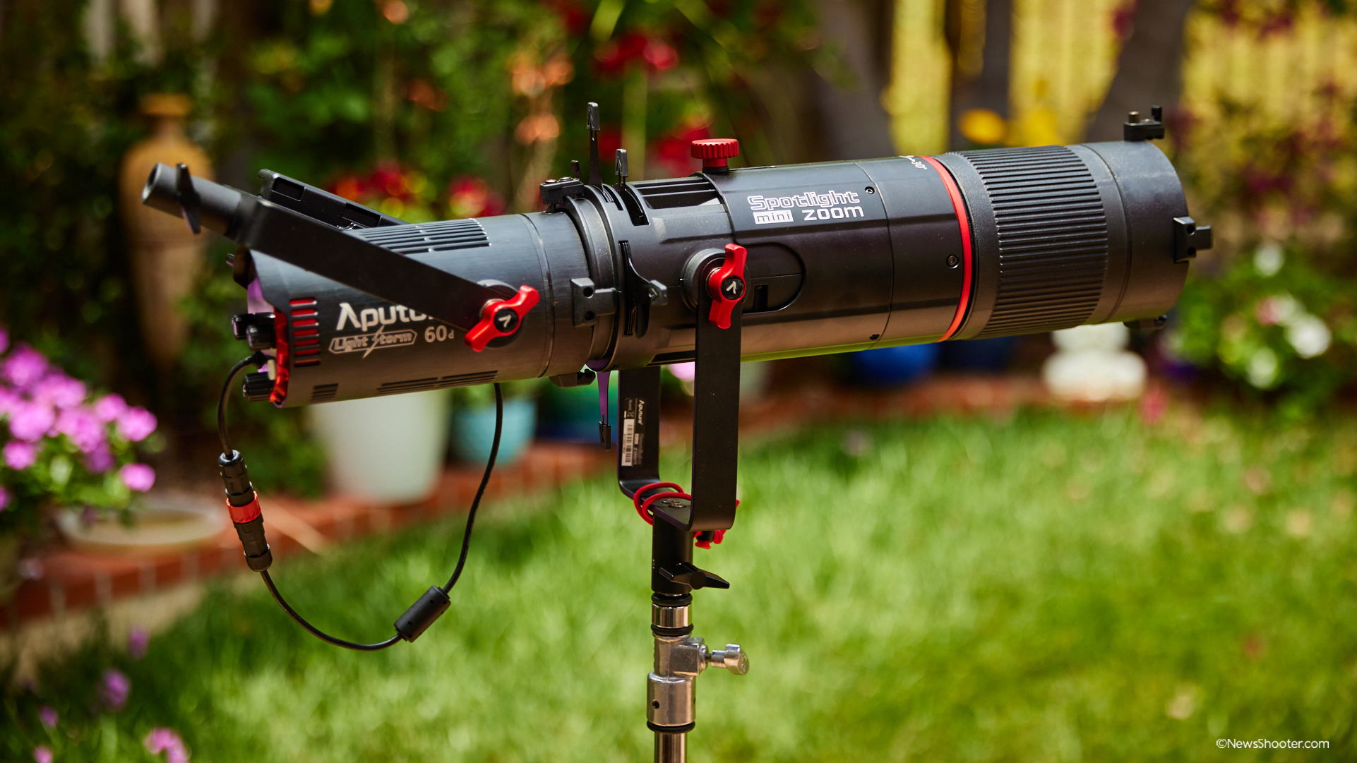 Aputure Spotlight Mini Zoom For LS 60X, 60d Lights Review