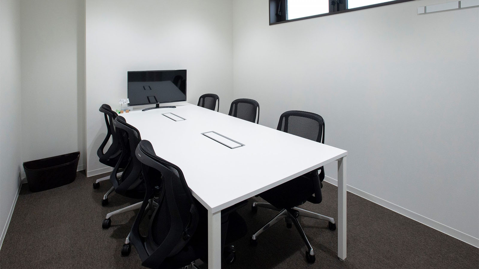 予約制】三軒茶屋 / ZXY | 関東 | Store information | NewWork