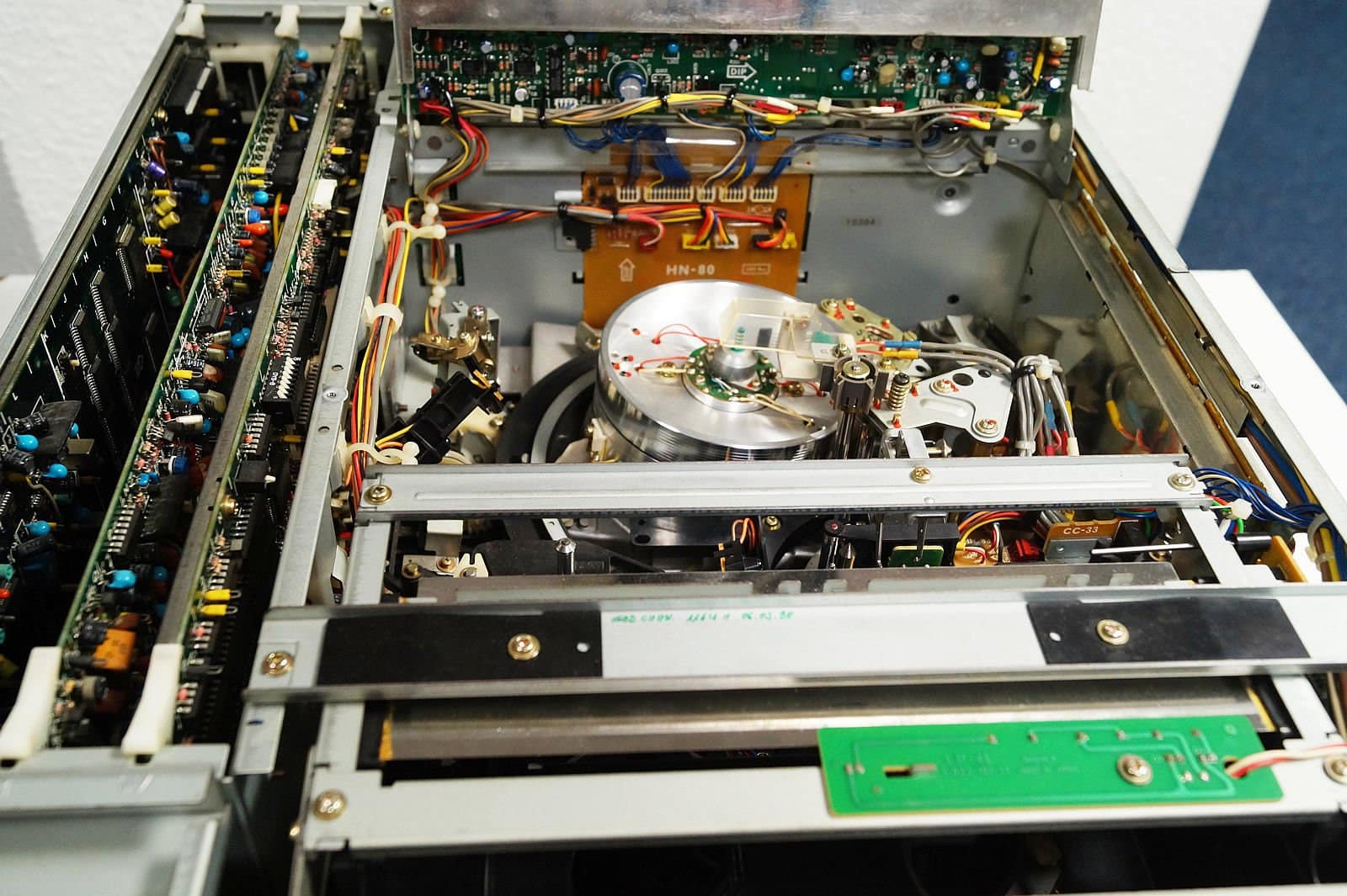 SONY U-matic BVU-950P - NextArchive