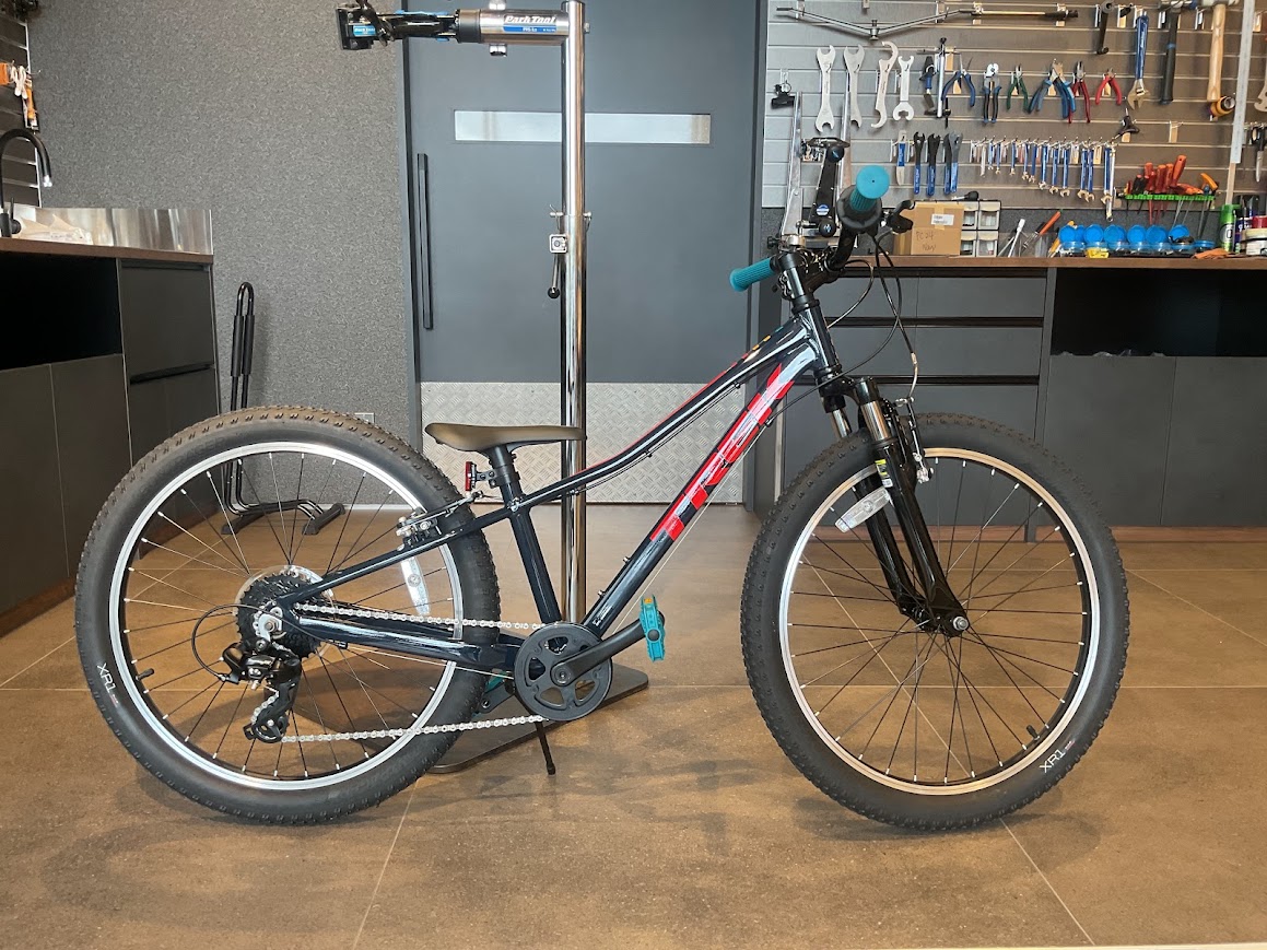 TREKキッズバイクの納車続々！【Precaliber 16】＆【Precaliber 24】を