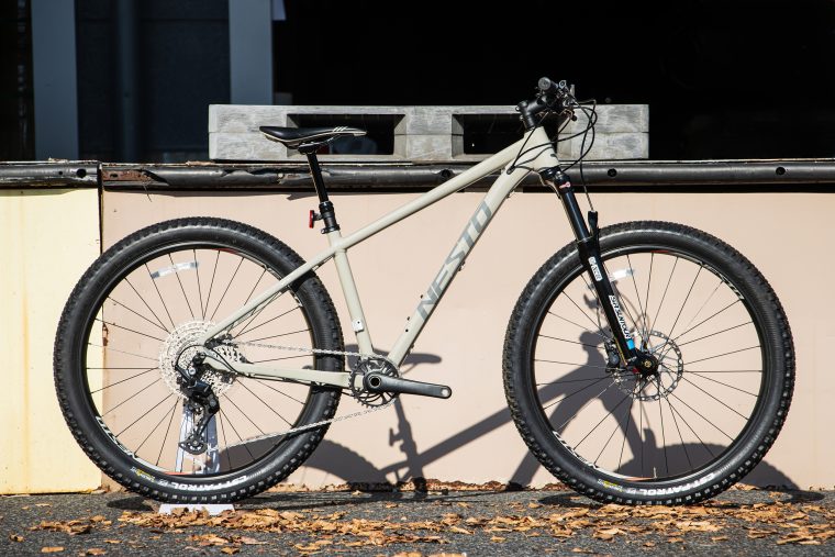 日本の山の中をマウンテンバイクで駆け抜けるなら「TRAIZE PLUS」 - NESTO