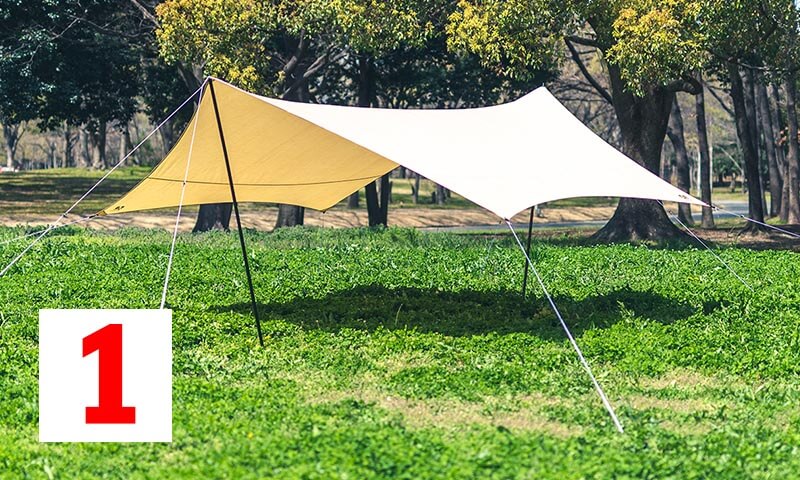 シンプルながらも十分な機能性、人気のポリコットン素材のタープが新