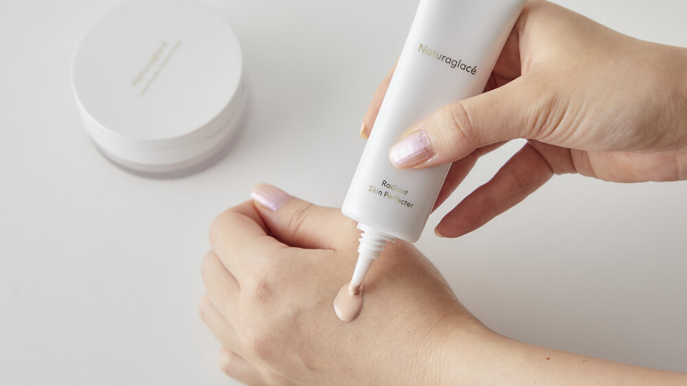 ツヤめく旬肌】秋冬限定ベースメイク「ラディアントシリーズ」の