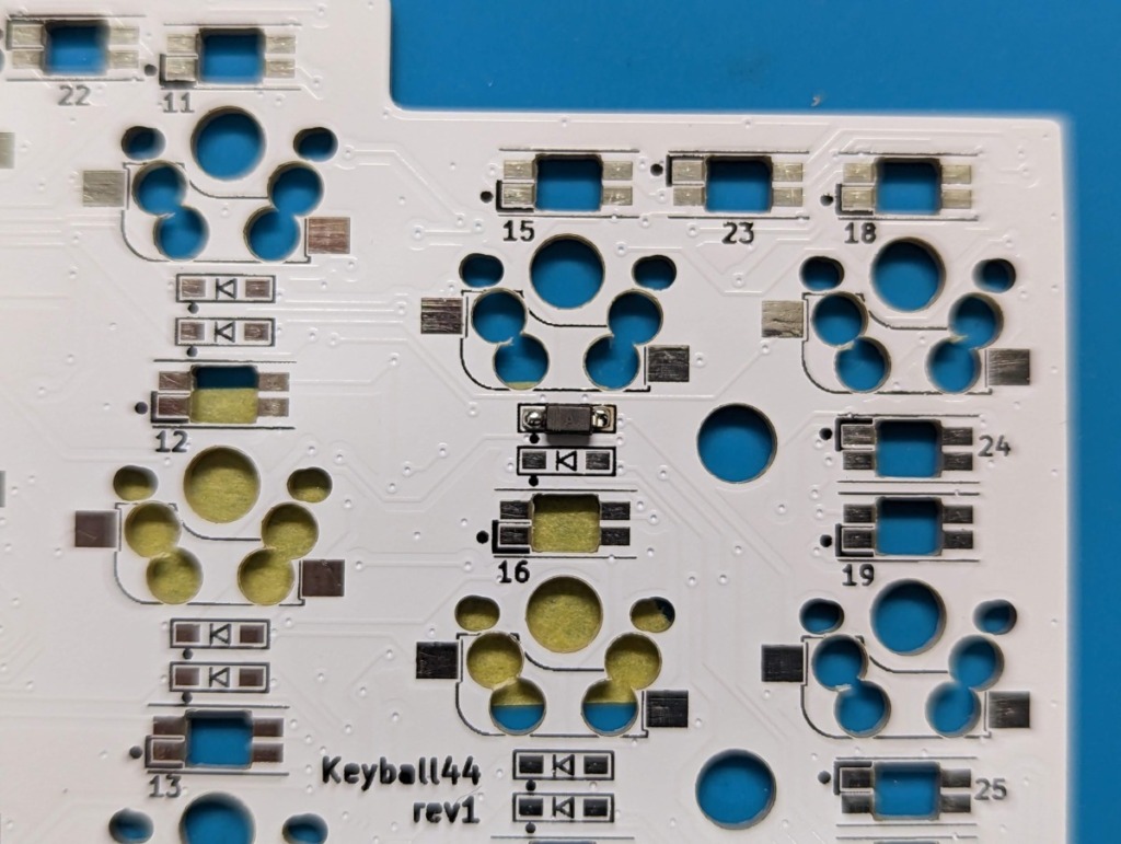 Keyball 44レビュー | 逸品。世界に通用すると思う。買うべき