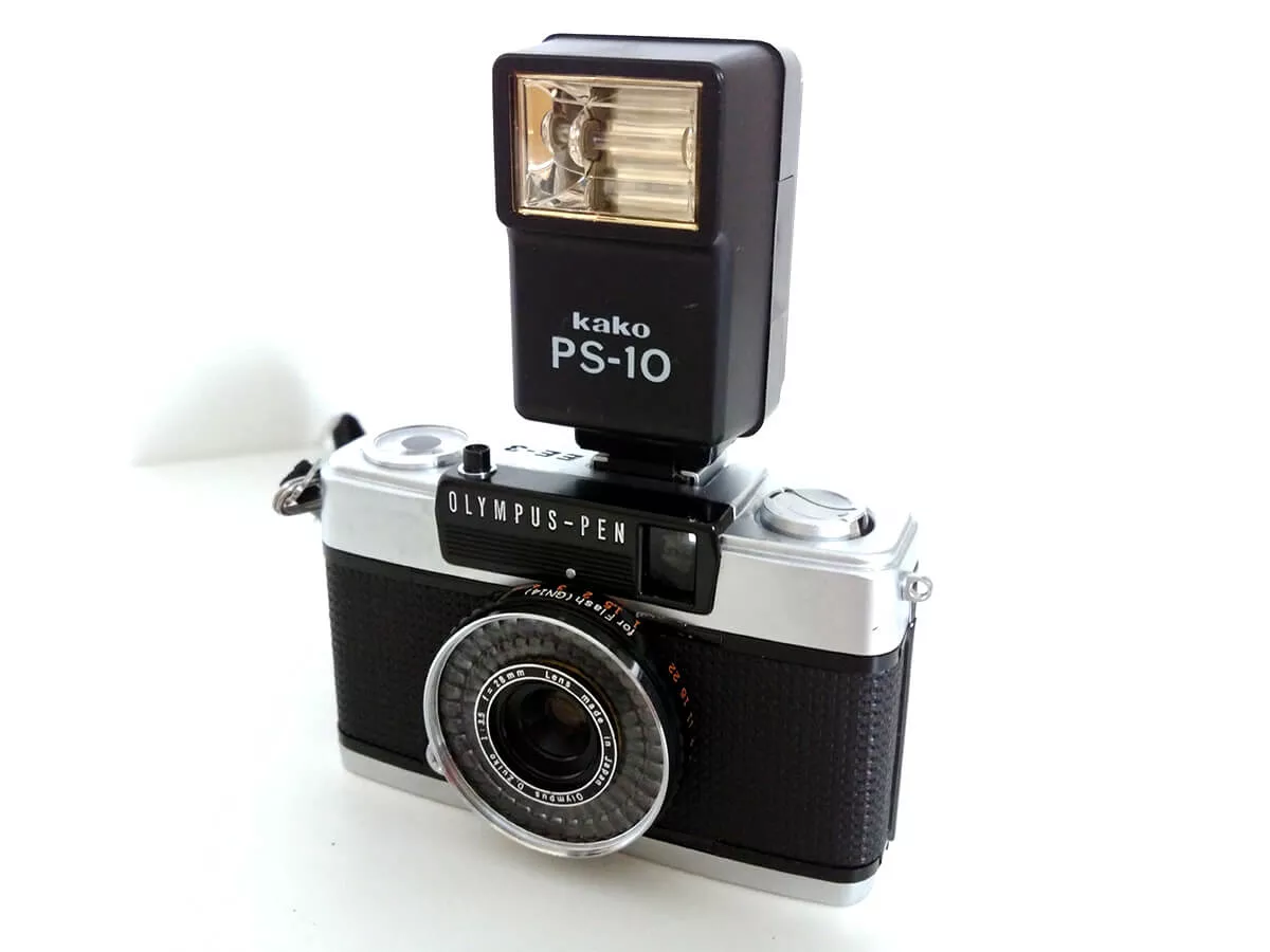 ストロボ装着テスト OLYMPUS PEN EE-3 + KAKO PS-10 | しばさんの