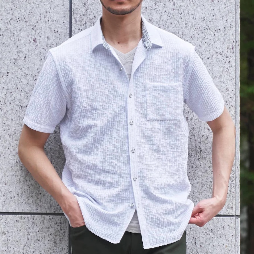 夏に最適な着心地！ストレッチサッカーの半袖シャツ！ | スタイリング