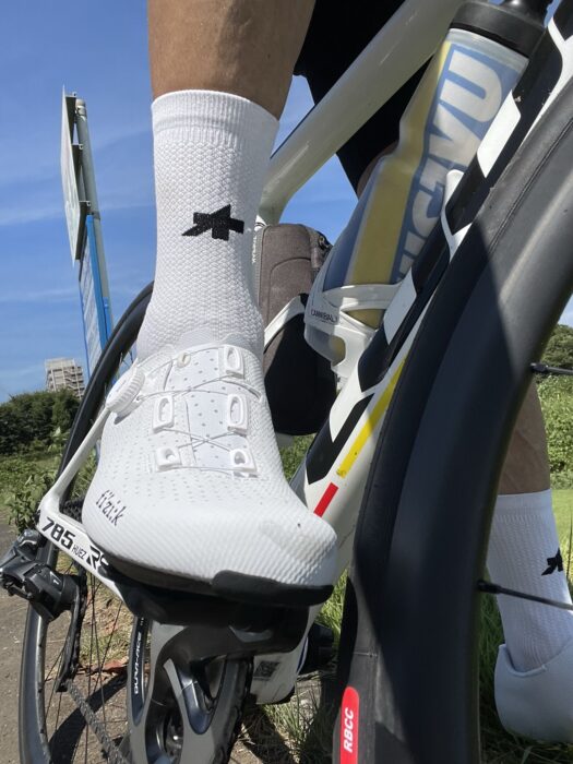 ちょっと高級なおすすめ幅広シューズ Fi'zi:k 『DECOS Carbon ワイド