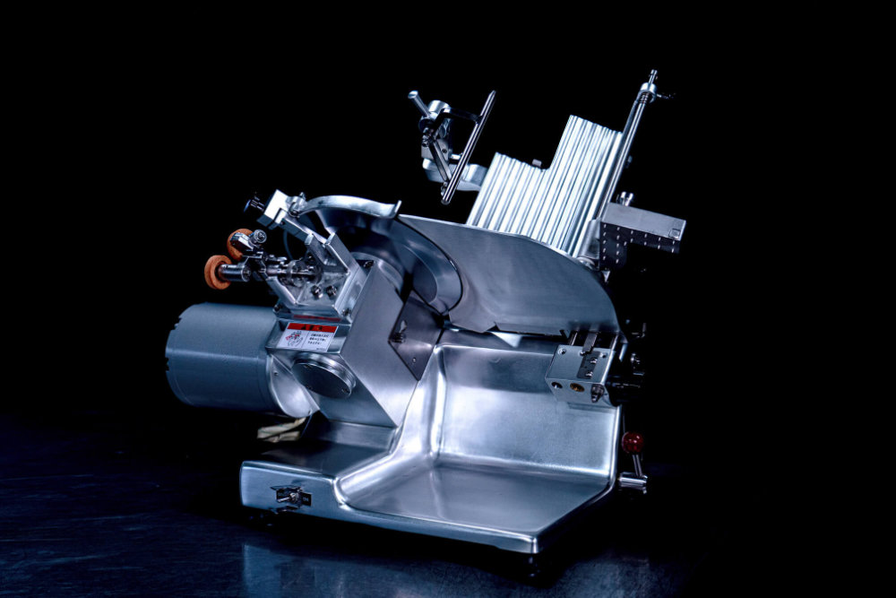 焼豚スライサー YBS-1 チャ～スラ | 株式会社なんつね | 食肉加工機械