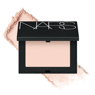 MADE YOU BLUSH 頬に官能を。自惚れるほどの肌へ。 | NARS Cosmetics