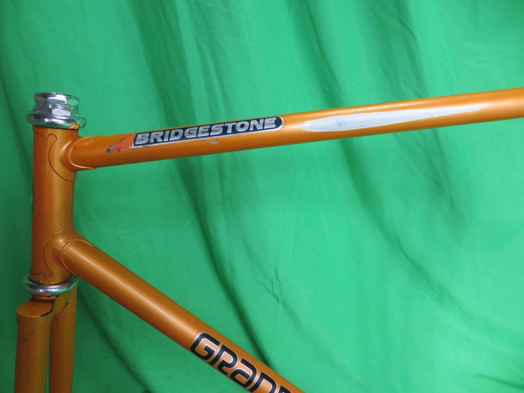 Vintage Grand-Velo Bridgestone Ishiwata 019 // Orange Metallic