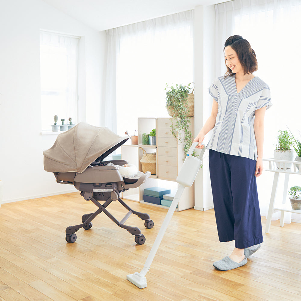 コンビ 電動ハイローチェア ホワイトレーベル ネムリラ AUTO SWING