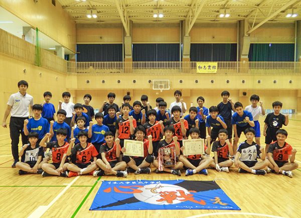 男子バレーボール部（中学部）選手権大会初優勝！都新人大会6年連続