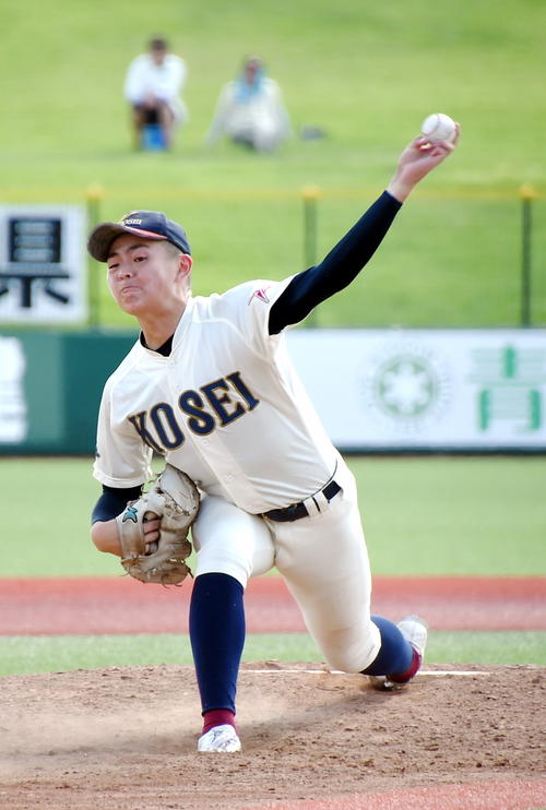 八戸学院光星2連覇 父は元中日選手、洗平比呂が3回0封も