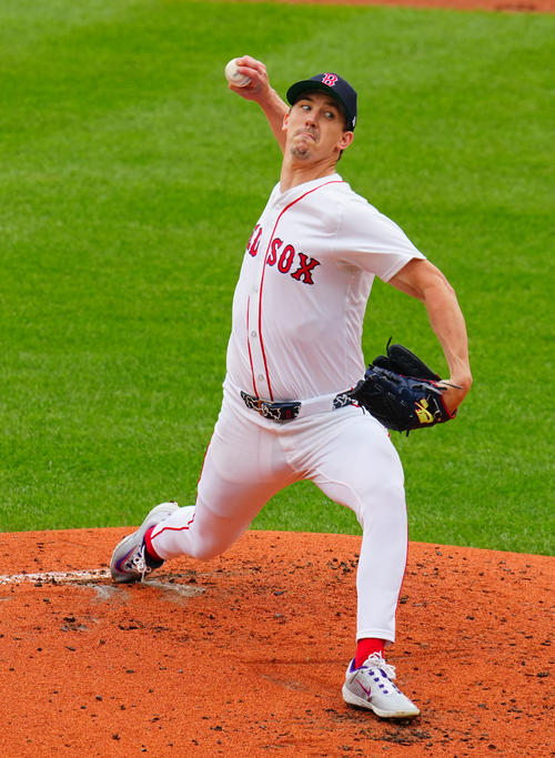 昨季ドジャースのワールドシリーズ制覇貢献の右腕ビューラーがレッド