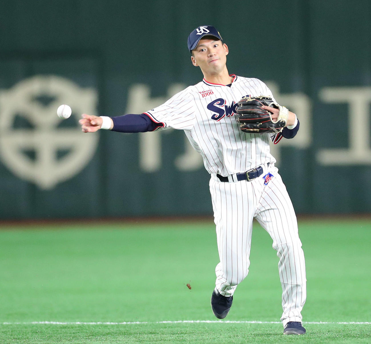 ヤクルト西浦直亨 握りしめた拳に魂を見た「つなぐ」意識 9回選んだ