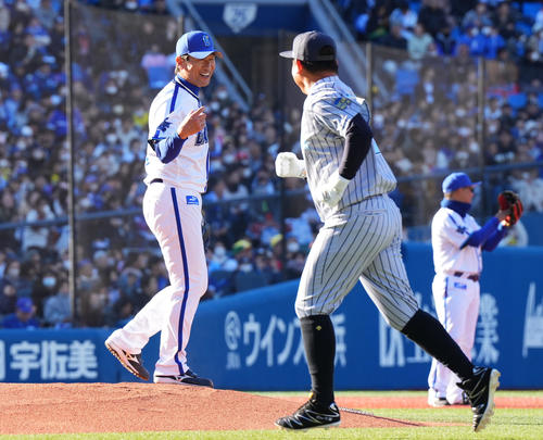 三浦監督「松坂大輔というスーパースターと対戦できて楽しい1日」左飛