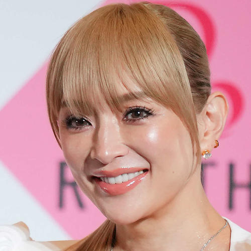 浜崎あゆみ中国公演中止「わざわざ着いてから」「インパクト狙った