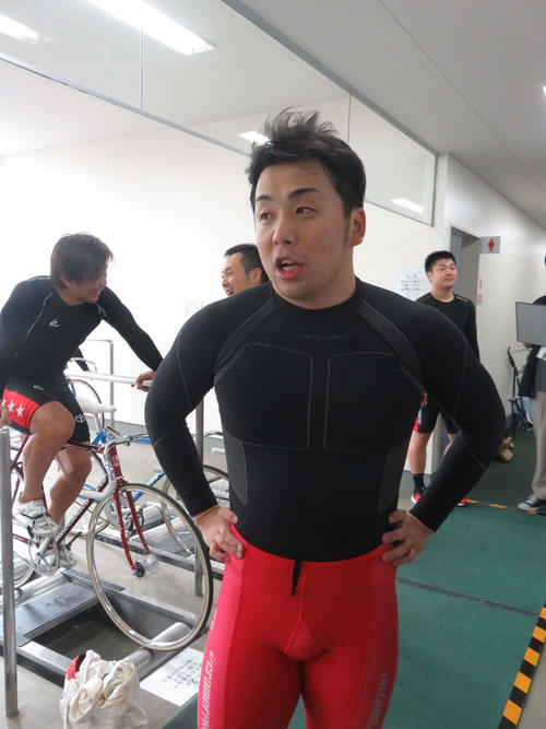 清水裕友「打鐘過ぎで足がいっぱい」薄氷突破／函館 - 競輪 : 日刊スポーツ