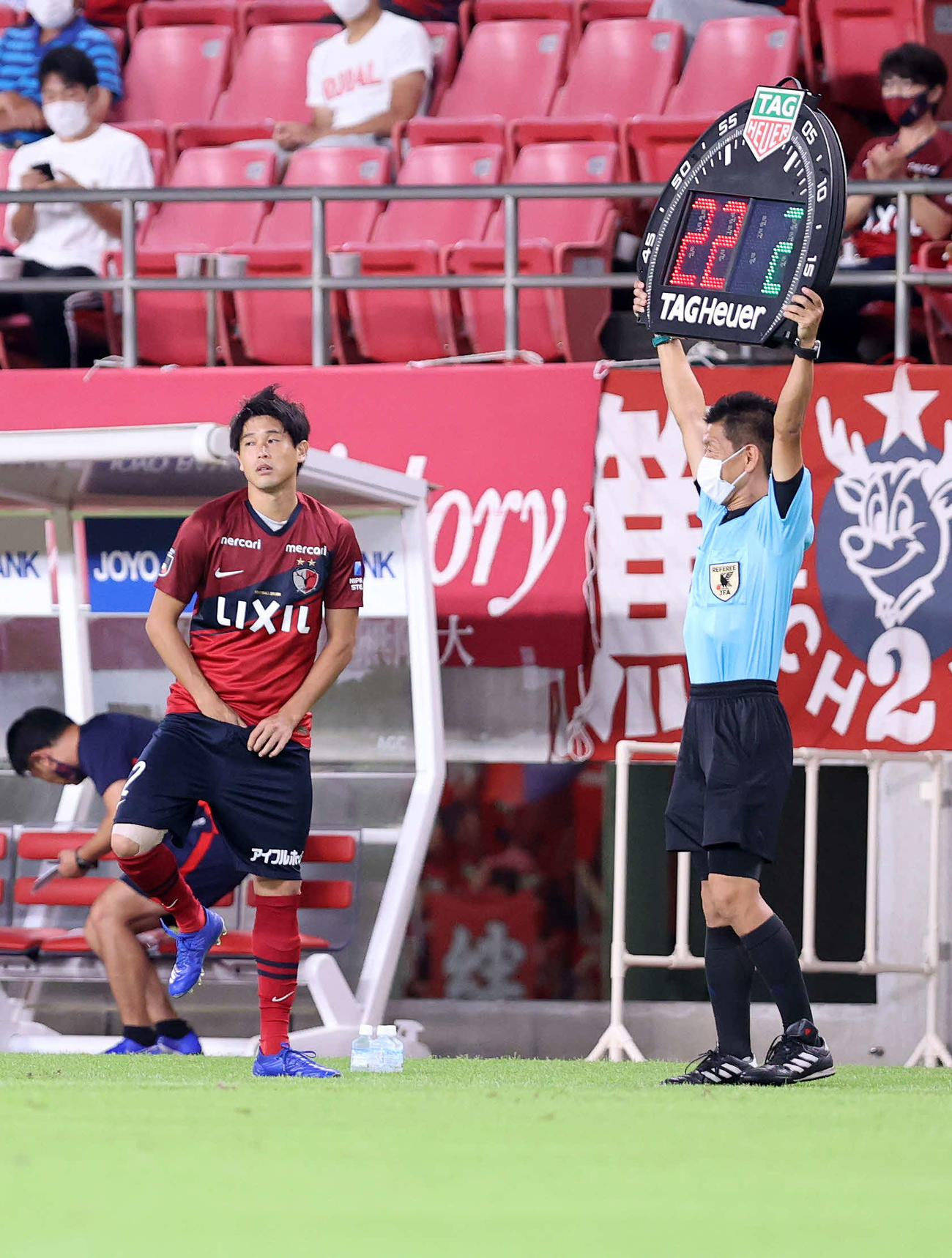 鹿島内田が前半16分から緊急出場！有終主将マーク - J1 : 日刊スポーツ